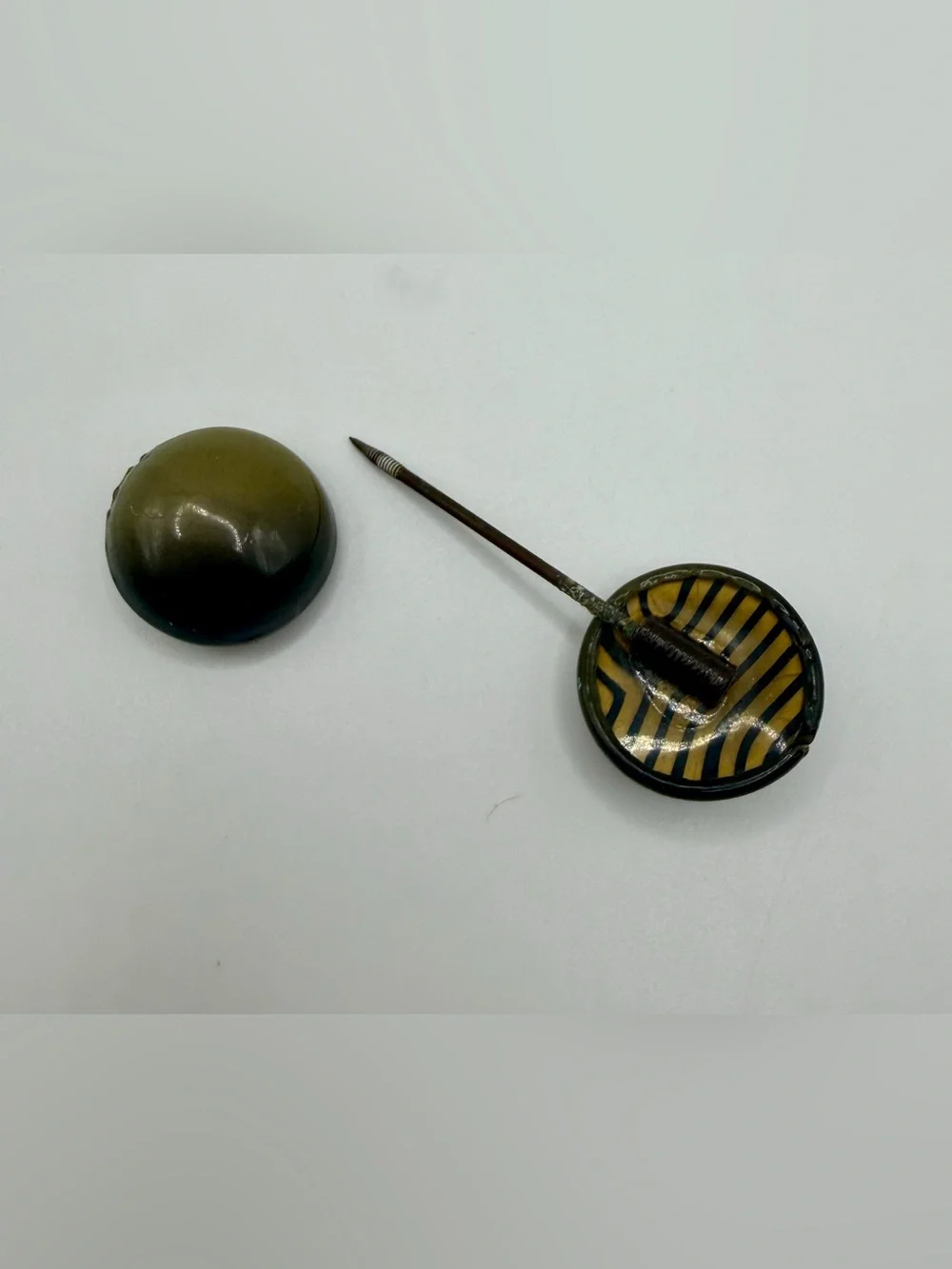 Jabot Vtg Art Deco Celluloid Hat Pin Green Dome Stripe Yellow Round Stick Brooch